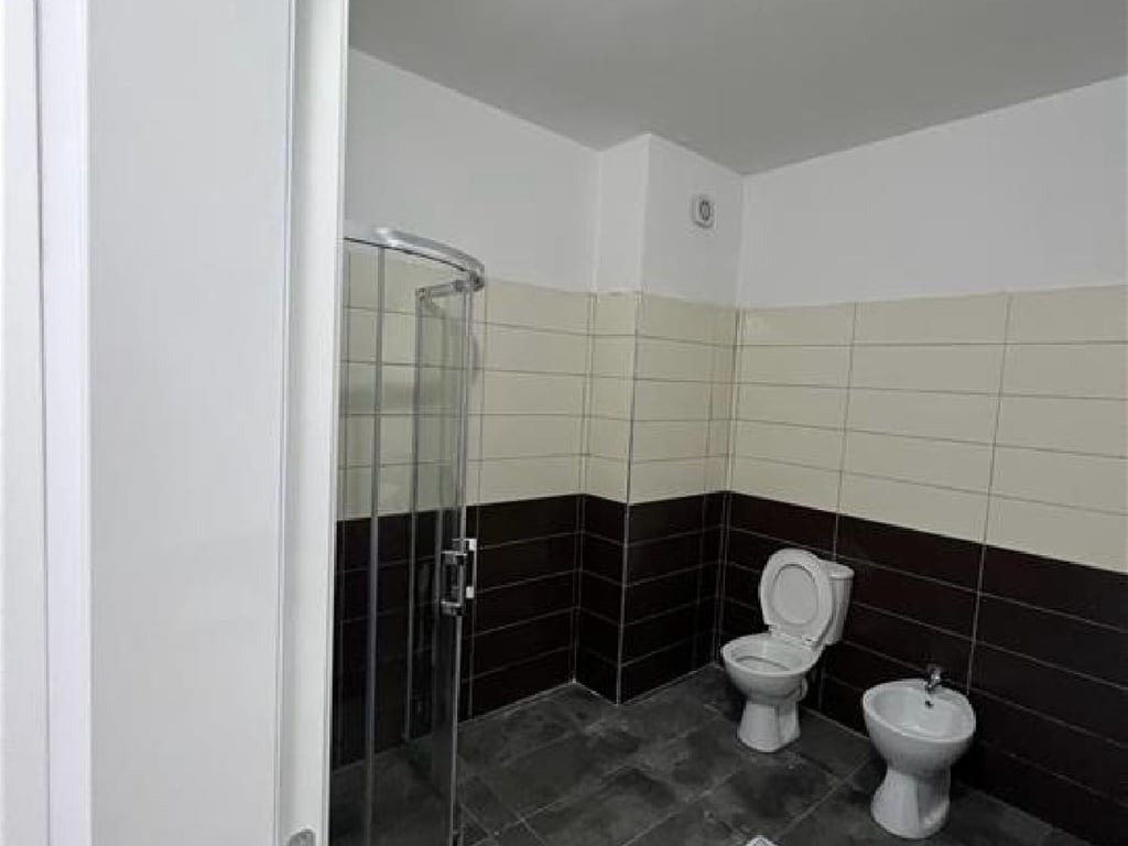 Apartament me qera 2+1