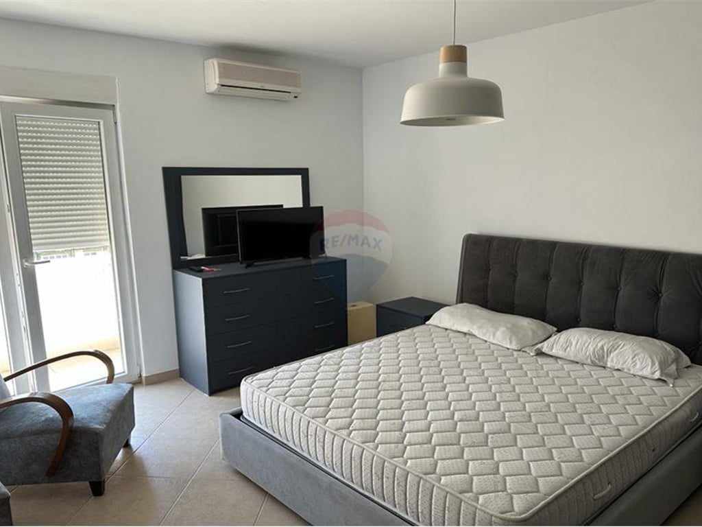 In Affitto - Appartamento 1+1 nel Complesso Contatto