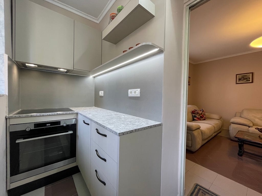 Appartamento 2+1 presso l'Ambasciata Cinese, Via di Durazzo