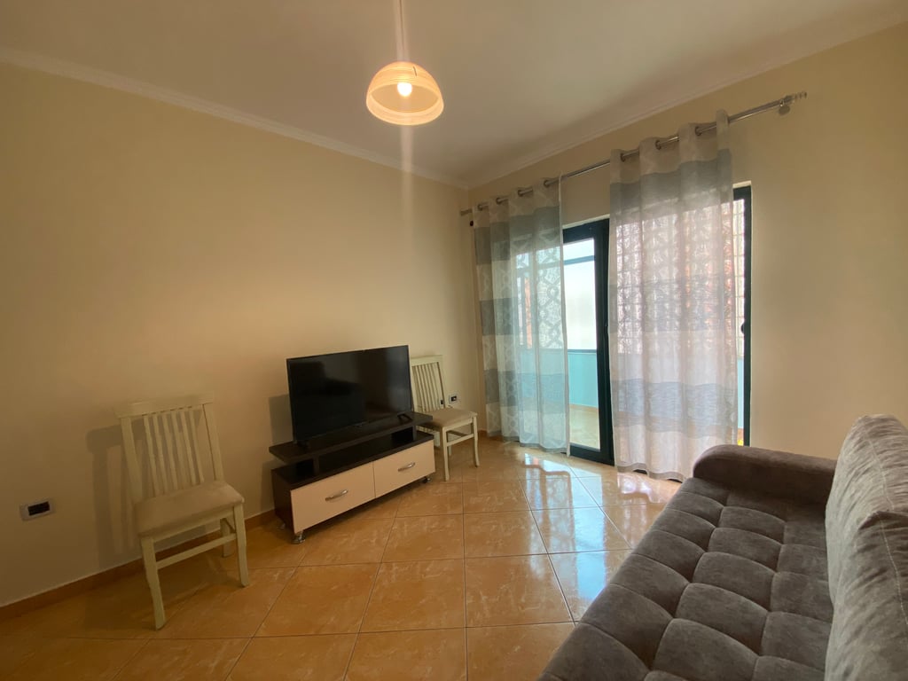 Jepet qira 1+1 tek Him Kolli ne Myslym Shyr