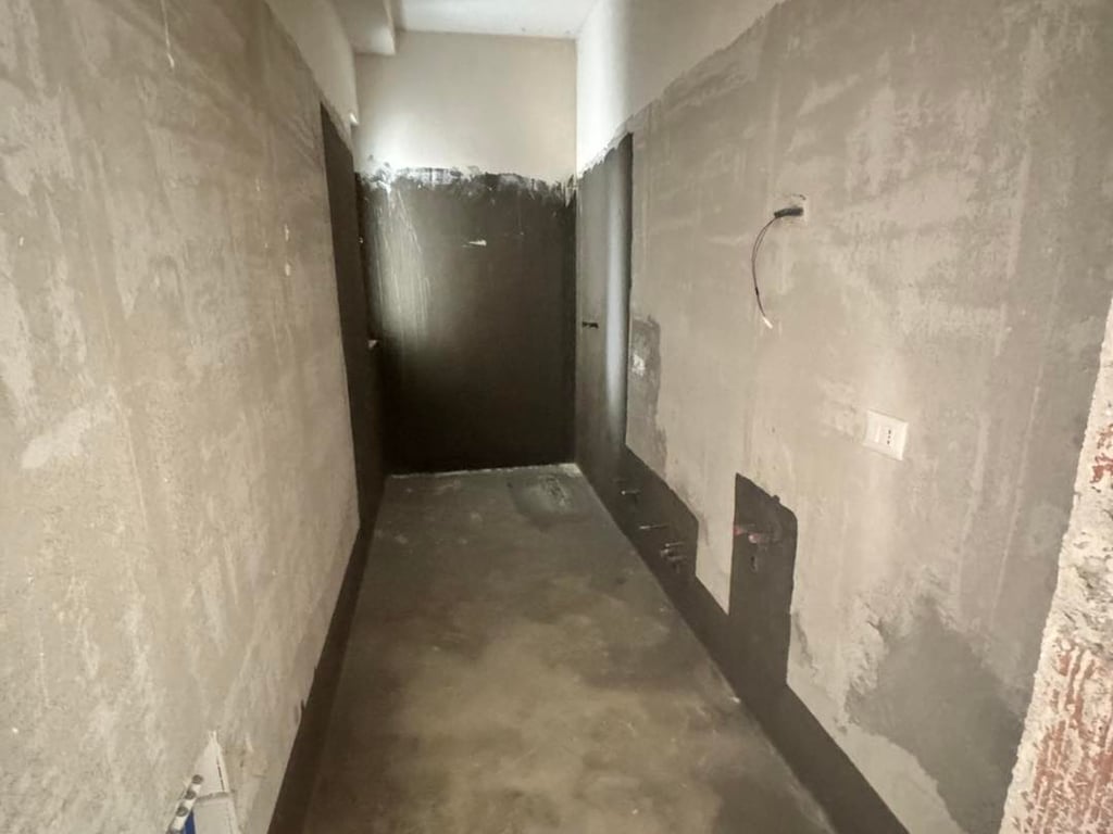 WE ARE RENTING AN OFFICE SPACE 2+1+2, 125M2 AT AVIATION FIELD