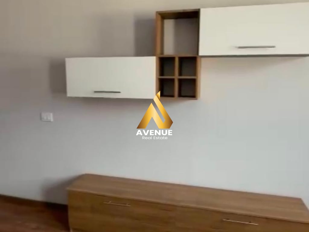 Appartamento 2+1 in Affitto a Paskuqan, Tirana