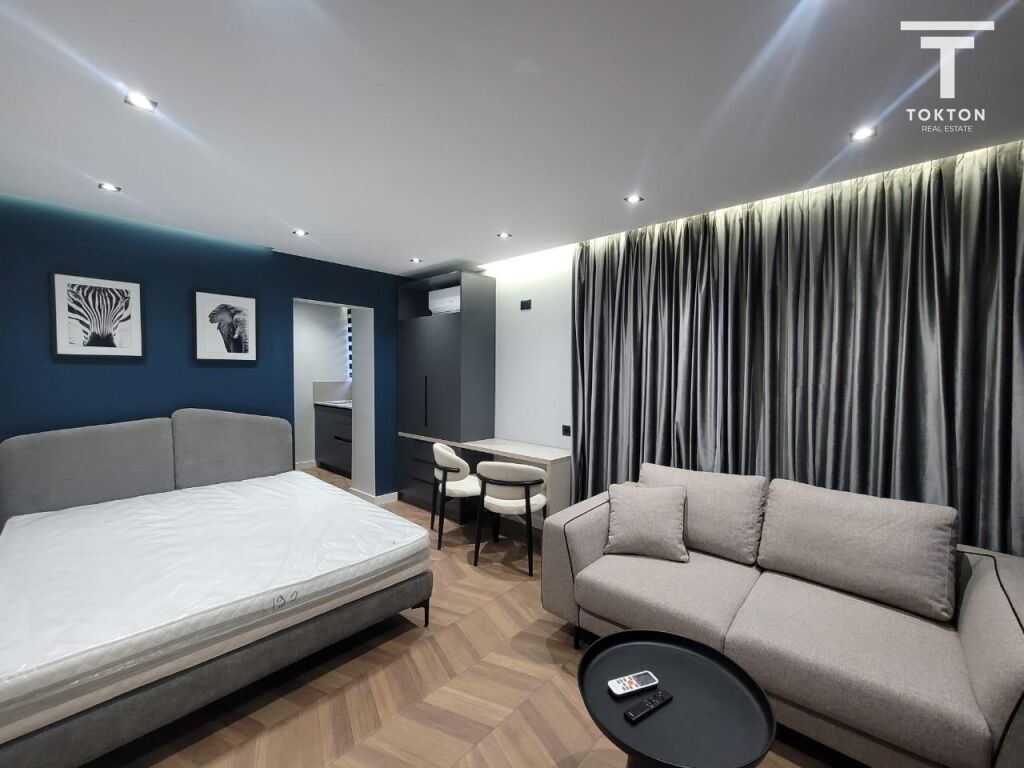 FOR SALE, 1+1 APARTMENT + 2 STUDIOS, DECEMBER 21, TIRANA