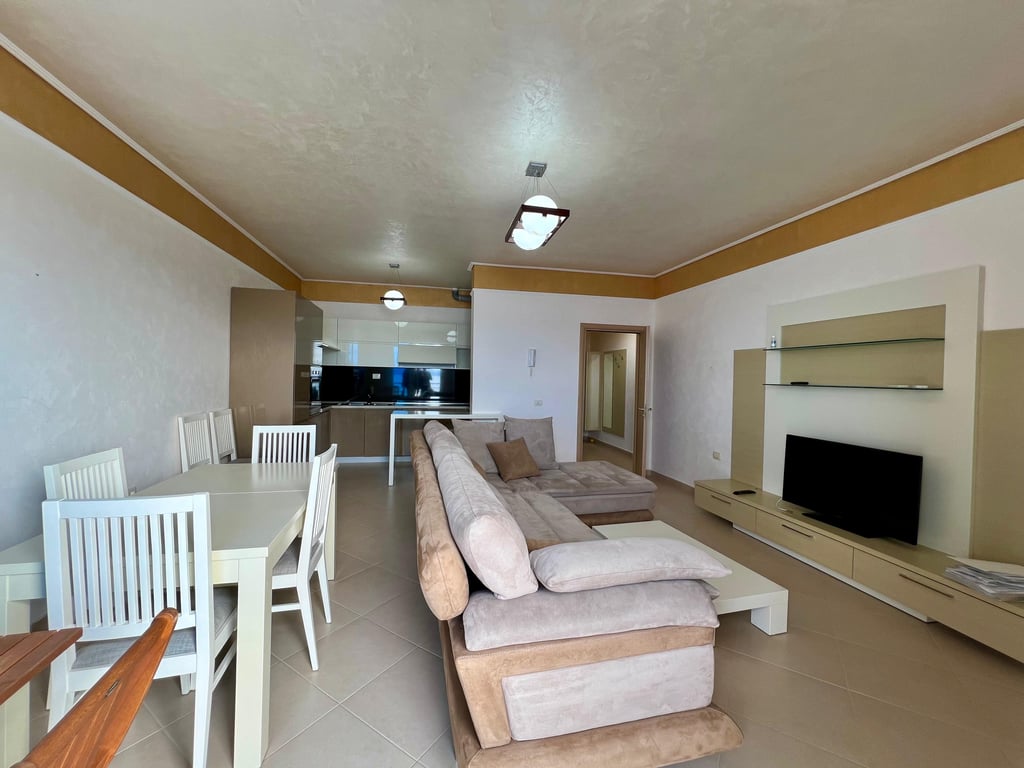 Shitet Papafingo 2+1+Verandë, ”Sarandë”