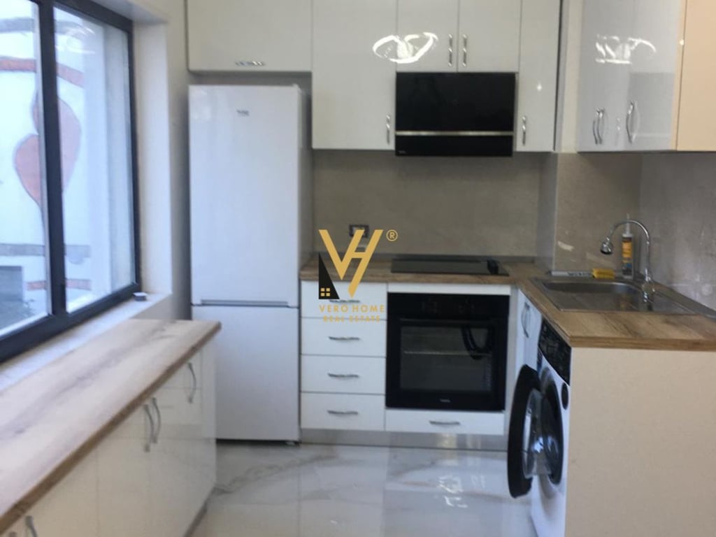 JEPET APARTAMENT 1+1 ME QERA TEK KODRA E DIELLIT 2 450 EURO