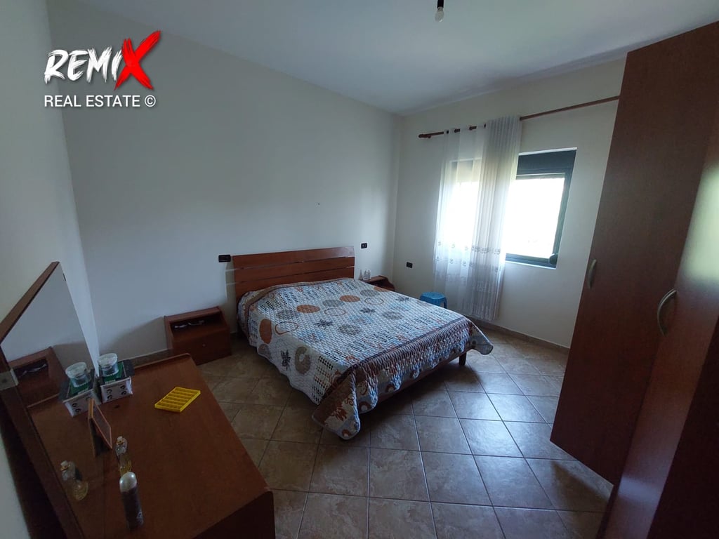 VILLA A 2 PIANI IN VENDITA AD ARAPAJ, DURRES