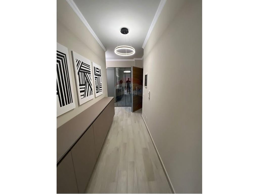 ```Ap 1+1 per qira ,Kafe Flora````