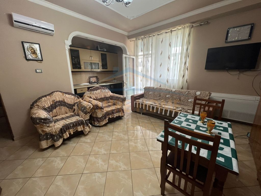 For sale, Apartment 1+1, Neighborhood 16, Korçë (KO34034)