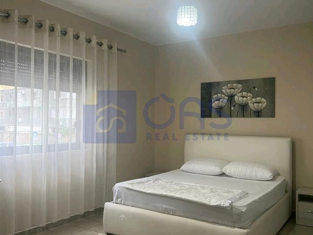 Apartment 1+1 for rent in Don Bosko 400 euros.