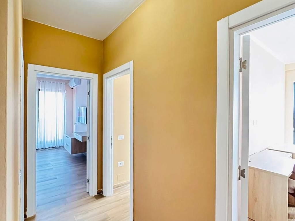 AFFITTASI APPARTAMENTO 2+1+2+BALCONE A 800 EURO, 116 m, PRESSO IL COMPLESSO ARLIS, VICINO ALLA FARMACIA 10.