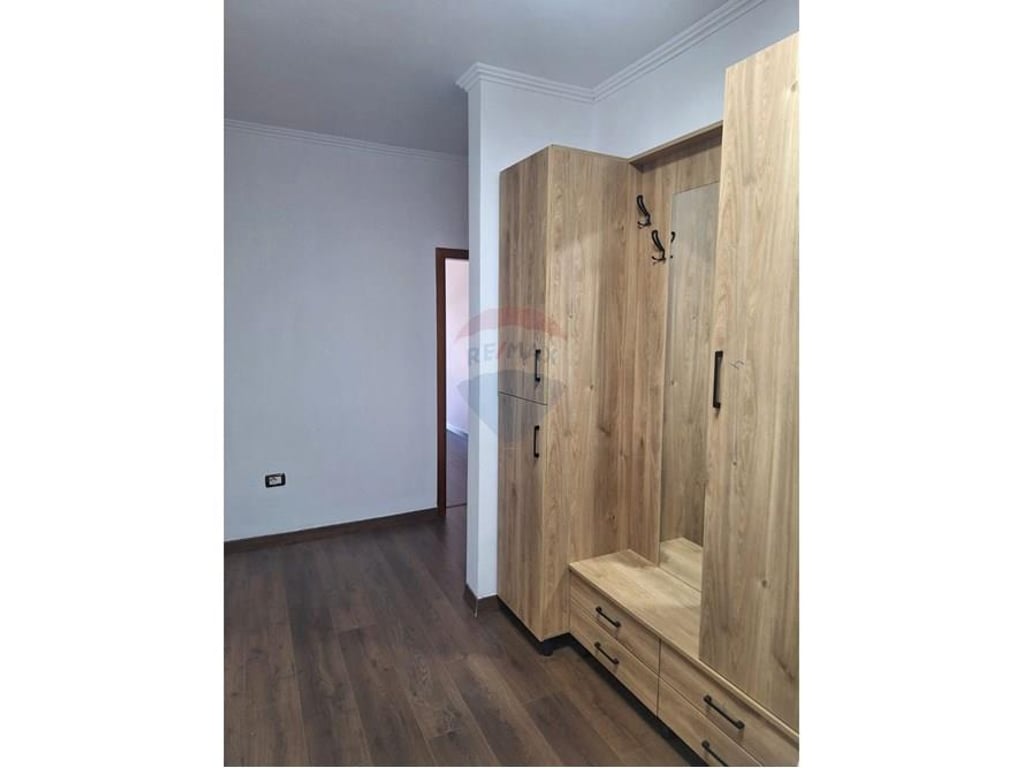APARTAMENT NE SHITJE 2+1