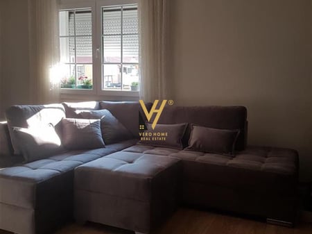 IN VENDITA APPARTAMENTO 2+1 CON BALCONE IN VIA ELBASAN 174.000 EURO
