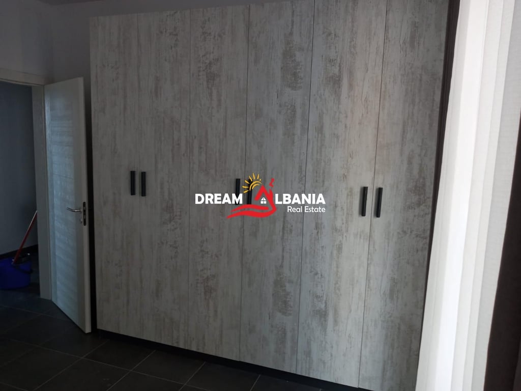 Appartamento 2+1 in affitto a Fresk, presso i Palazzi di Tom Doshit a Tirana (ID 42215205)