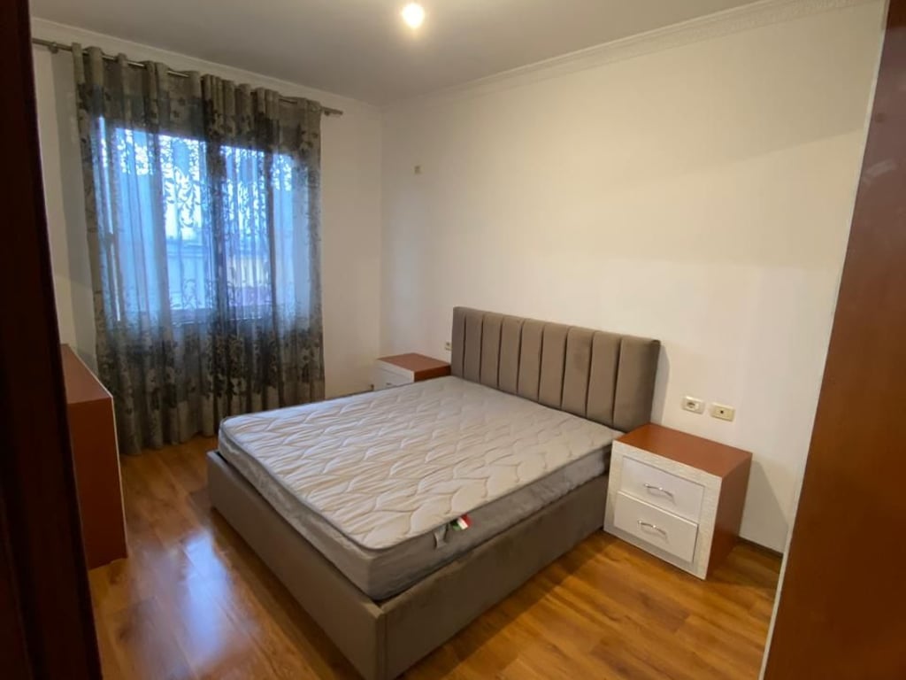 APARTAMENT ME QERA 1+1