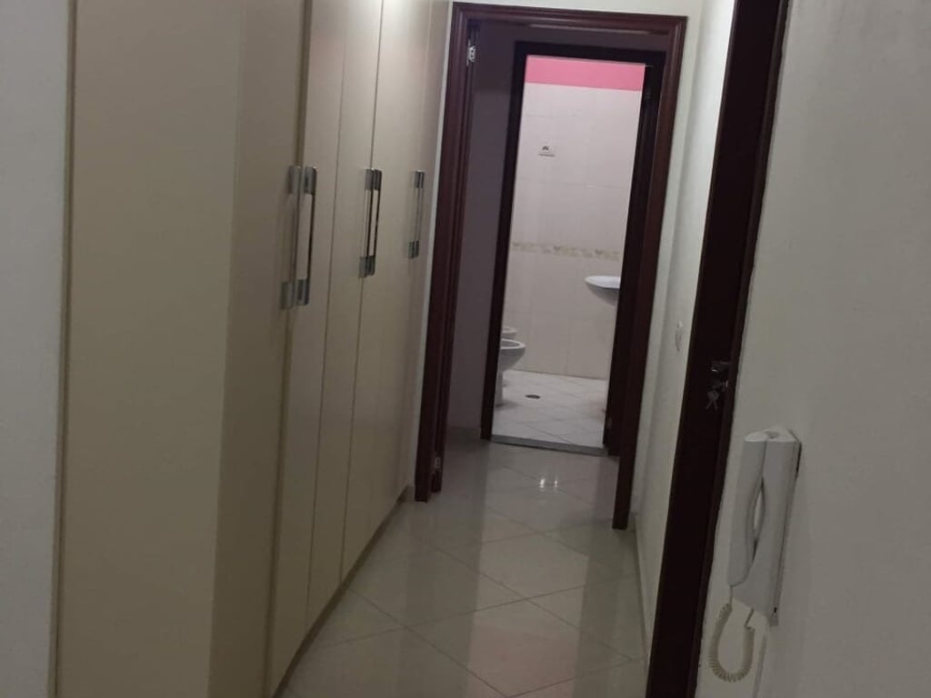 Apartament 2+1+2 , 110m^2, në Astir pas Vilës L, 45000 Lek/m
