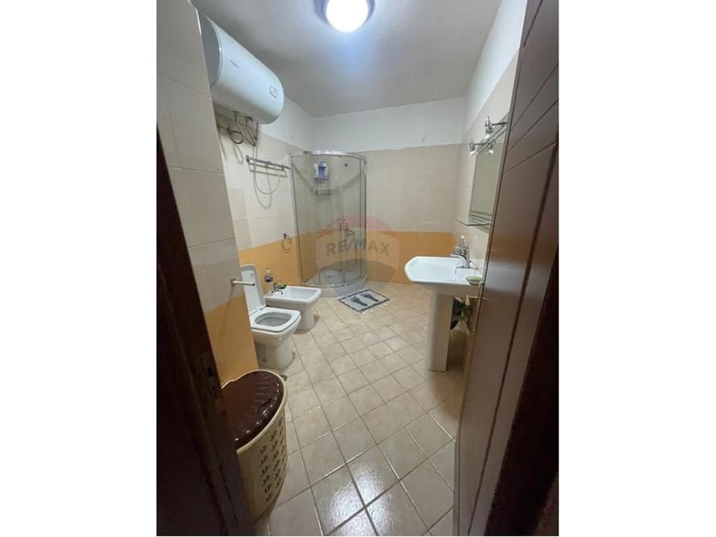 Apartment 2+1 +2 Parking Spaces Dritan Hoxha Street