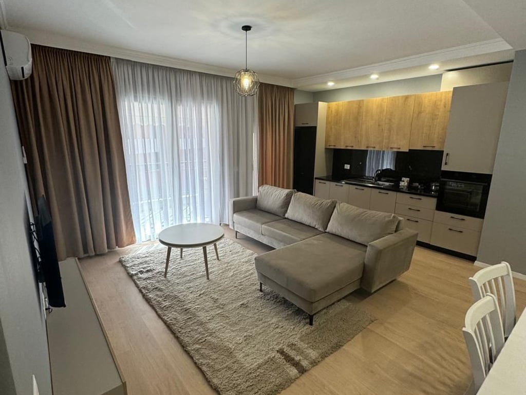 APARTAMENT 1+1 ME PARKING PER QERA TEK DELIJORGJI