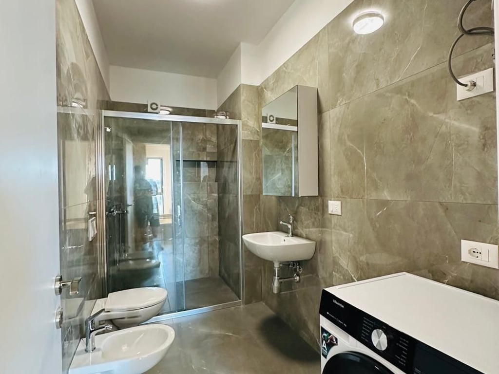 AFFITTASI APPARTAMENTO 2+1+2+BALCONE A 800 EURO, 116 m, PRESSO IL COMPLESSO ARLIS, VICINO ALLA FARMACIA 10.