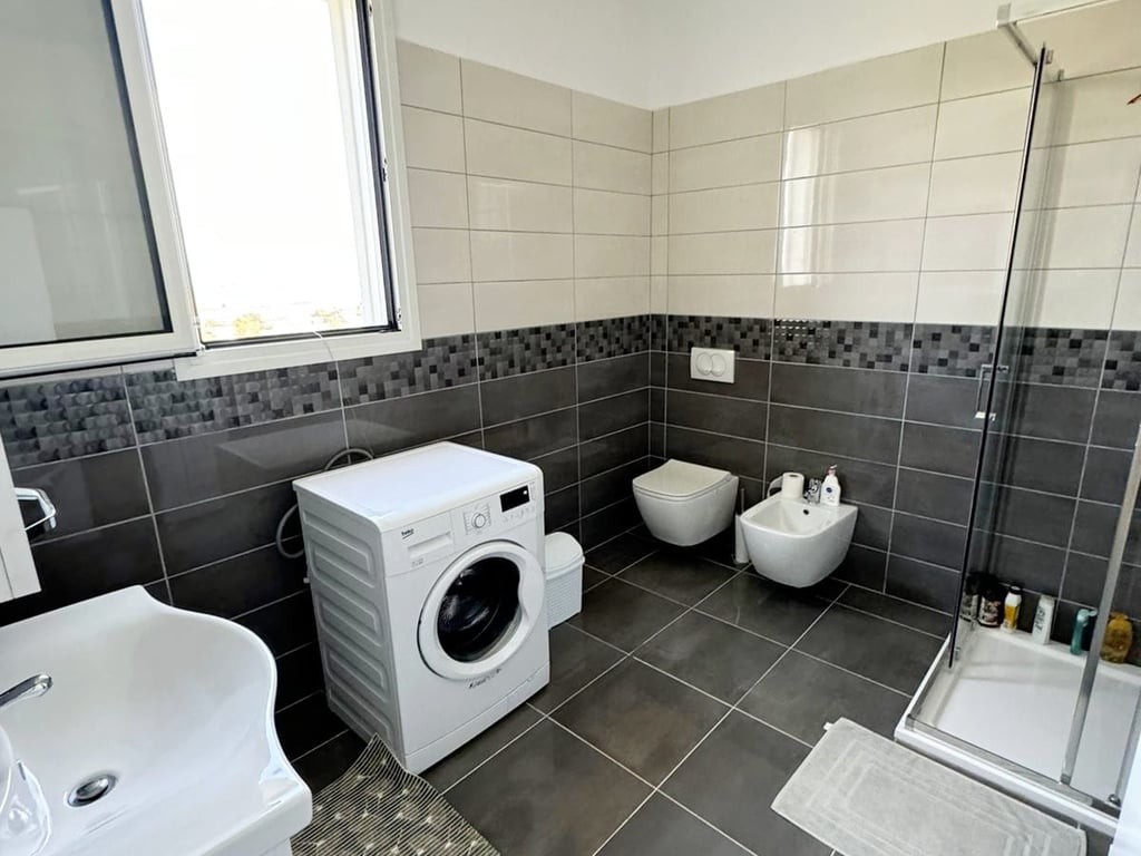 Karpen, private villa in a fantastic position, with a full view of the sea, Karpen.