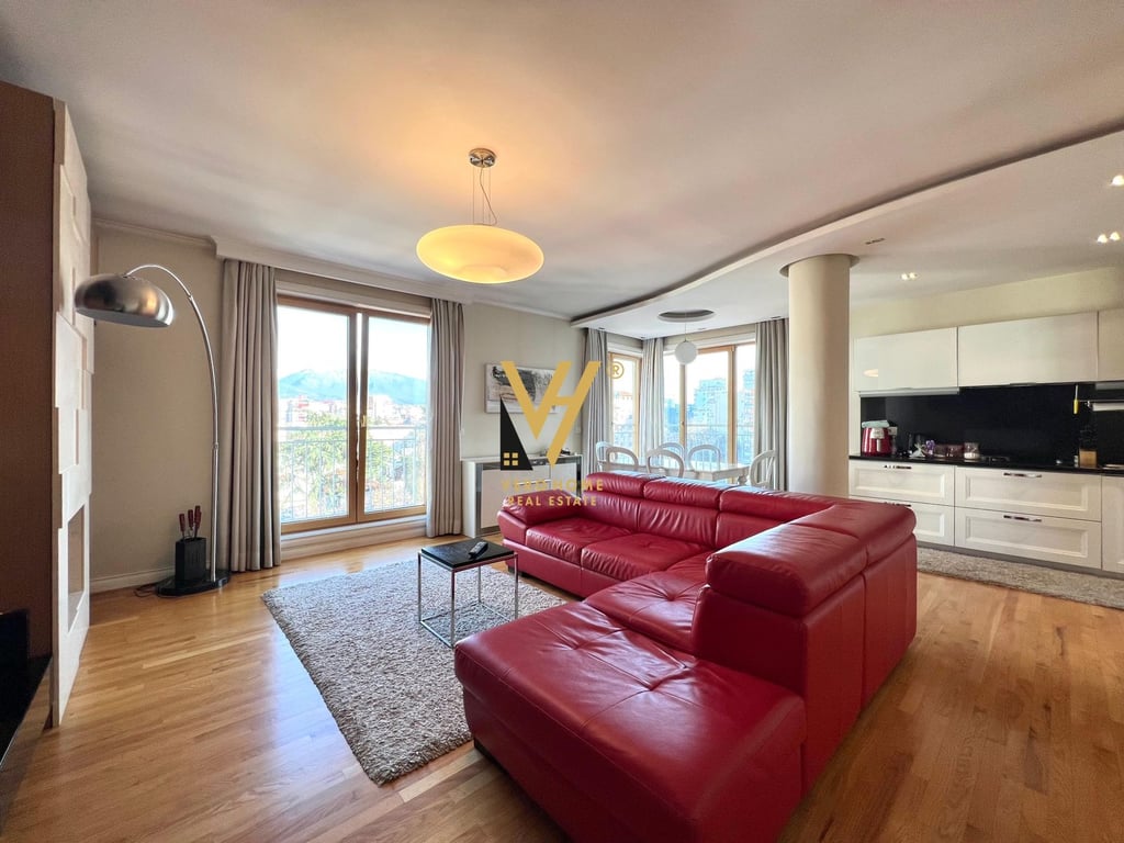 Appartamento 2+1 con Balcone in Affitto a Blocco 1.800 Euro