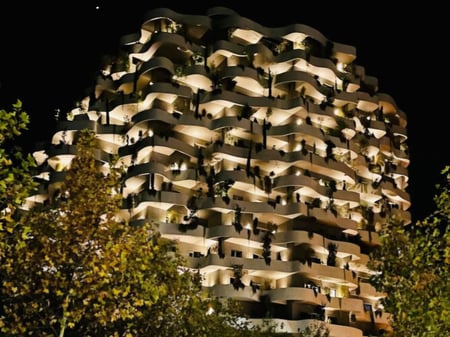 🏡 VENDESI APPARTAMENTO LUSSUOSO CON POSTO AUTO PRESSO LION PARK RESIDENCE! 🏡 APPARTAMENTO LUSSUOSO IN VENDITA CON POSTO AUTO PRESSO LION PARK RESIDENCE!
