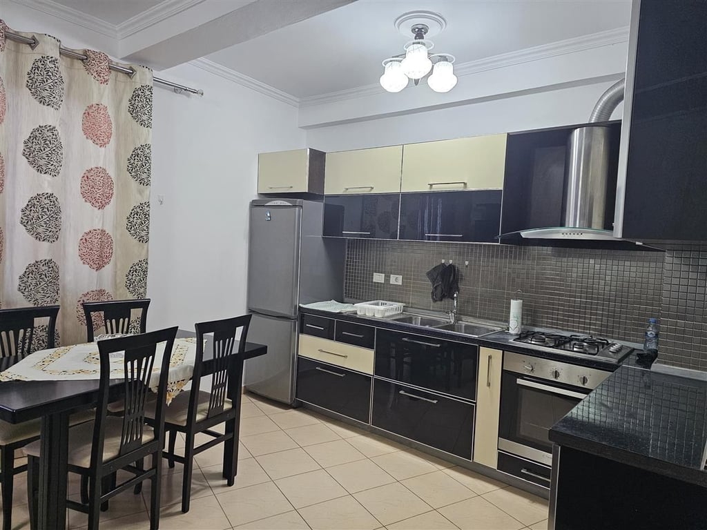 Apartament Me Qera 2+1 ne Astir (ID B2201271) Tirane