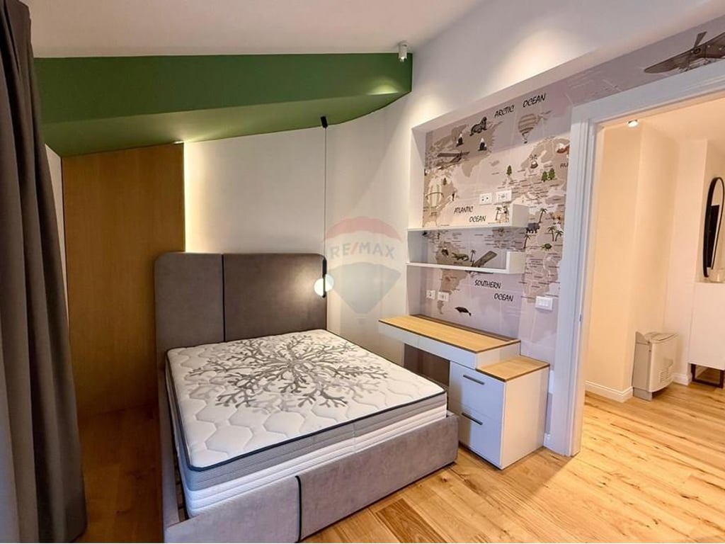 PENTHOUSE PER SHITJE TEK LIQENI I THATE