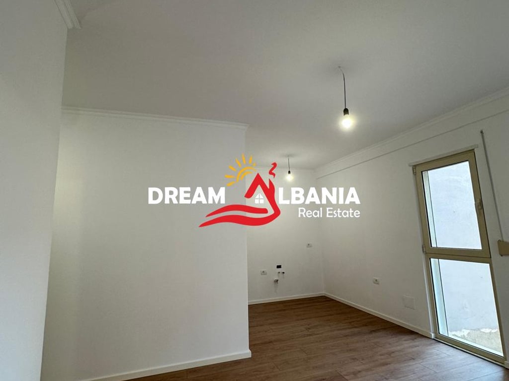 Appartamento 1+1 in Vendita vicino alla Procura del Circondario a Tirana (ID 41111044)