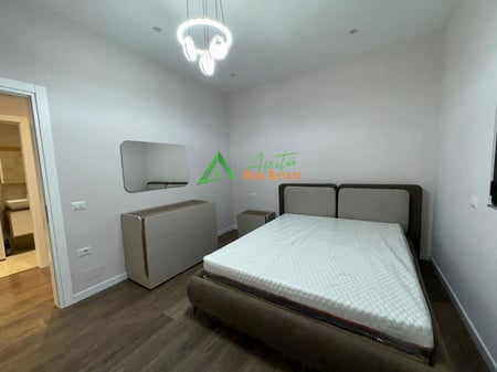 Selite ofrojme per qira apartament 1+1