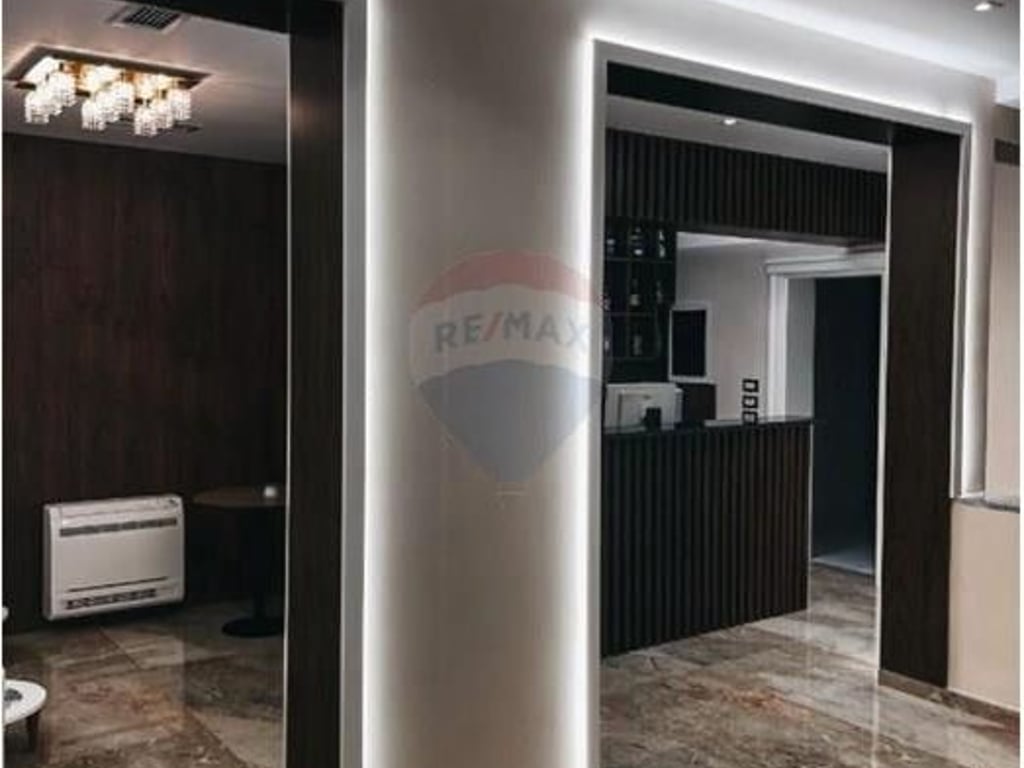 Jepet me qira hotel 3-katësh pranë Kinostudios
