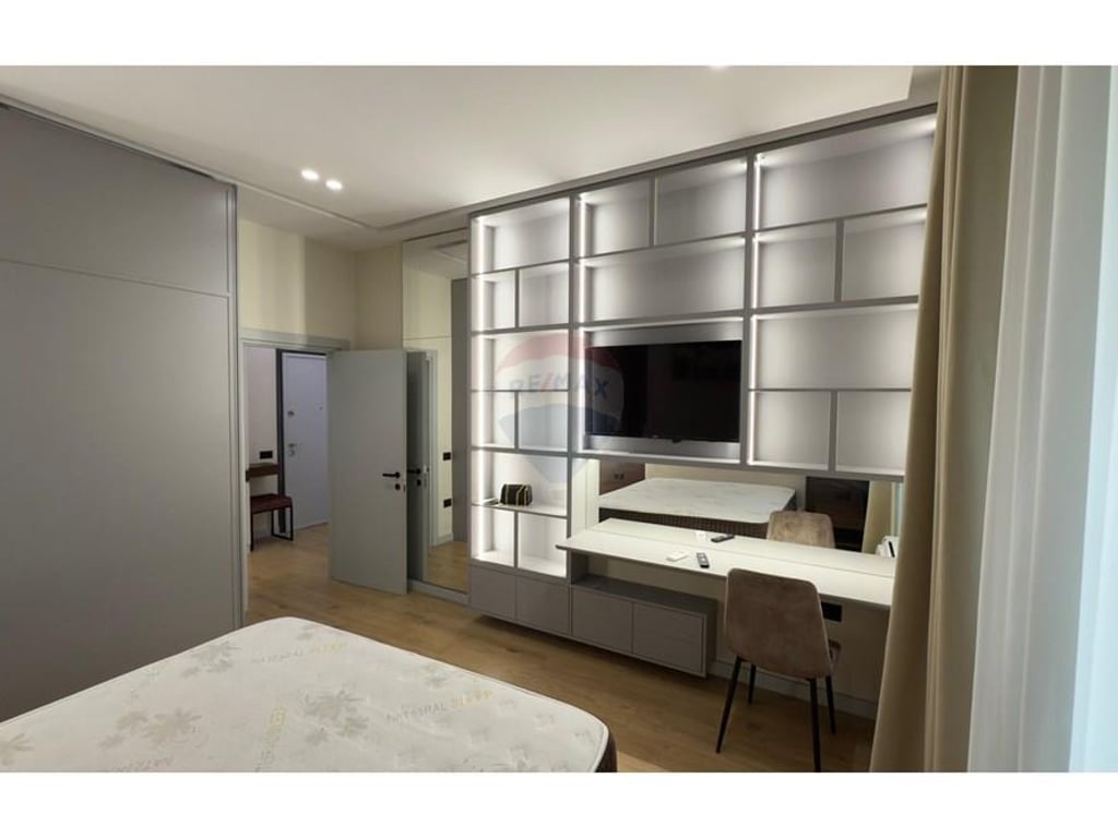 1+1 APARTMENT FOR RENT.