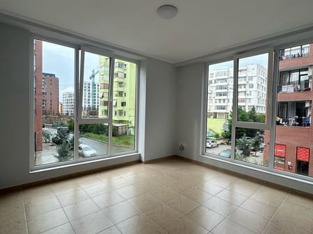 OFFICE FOR RENT 120M2 + 2 PARKING SPOTS 1500 EURO SERVICE STC.TRAIN.