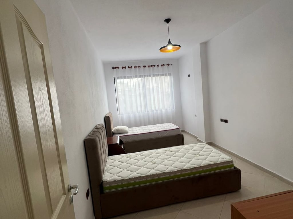 Apartament 2+1+2 per qira ne Astir, te Vila L