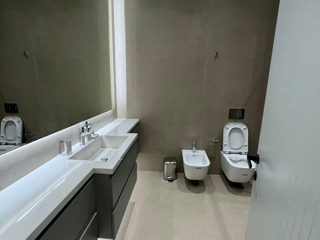 SUPER APARTMENT FOR RENT - SQUARE21