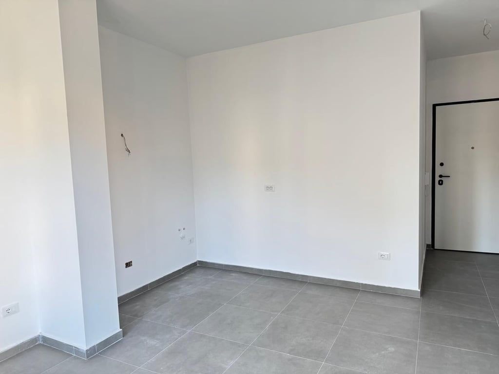 APPARTAMENTO IN AFFITTO 1+1 IN VIA KARL GEGA