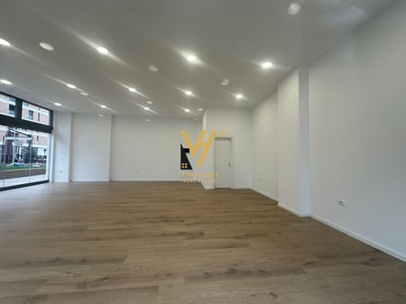 95 M2 SHOP FOR RENT IN DON BOSKO 1,200 EURO