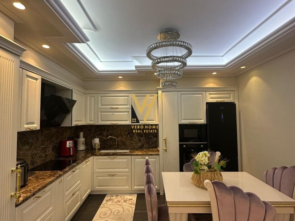 VENDESI APPARTAMENTO 3+1+2+2 IN PORCELAN 265.000 EURO