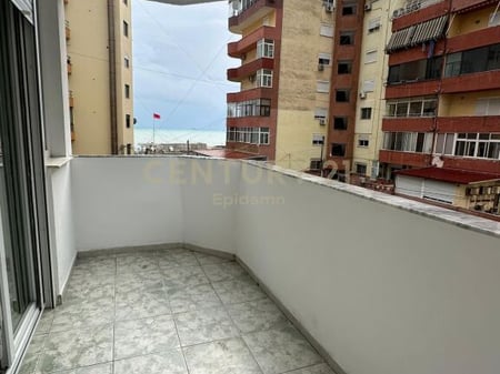 Appartamento 3+1+2 in affitto a Vollga, Durazzo - 700€ | 123 m²