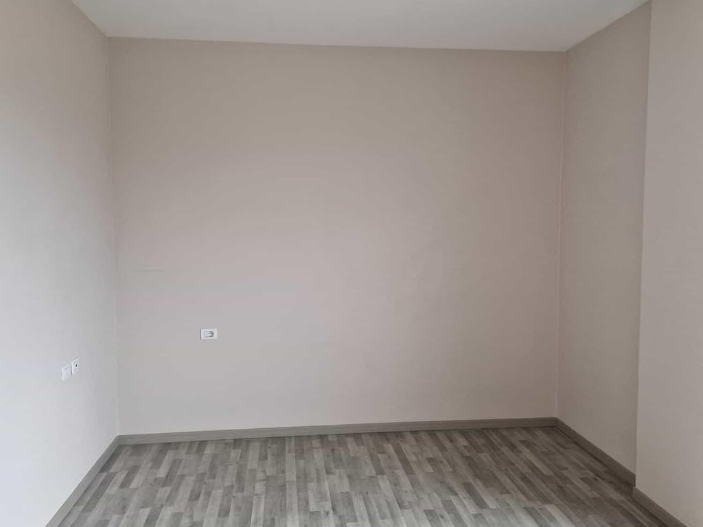 Zyre Me Qera 1+1 Tek Rruga Bardhyl (ID BZ2170) Tirane