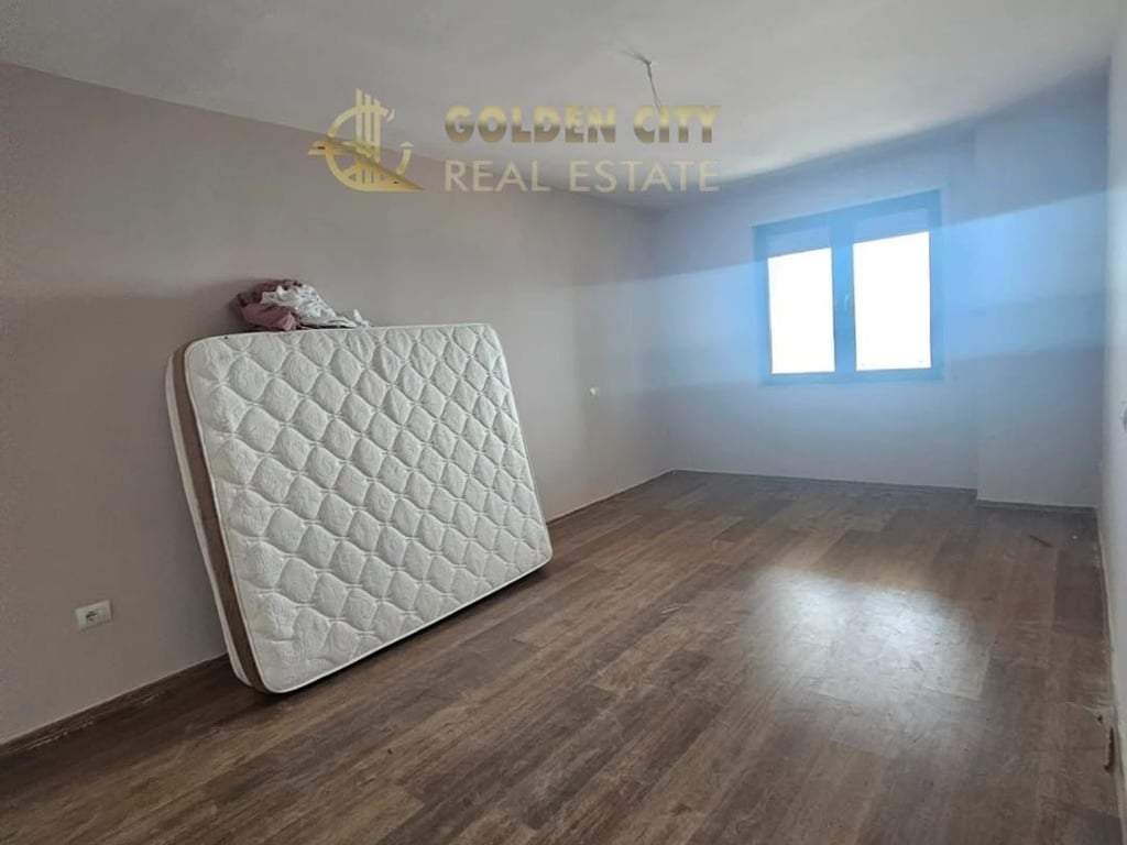 Vendesi super appartamento a Vollga.