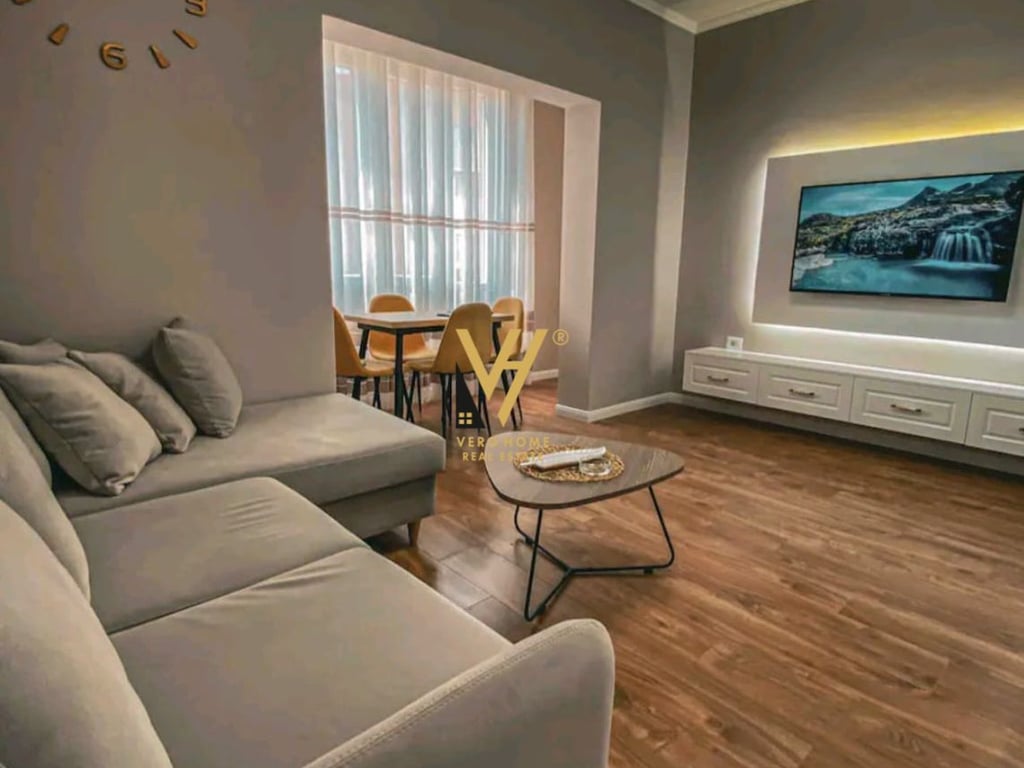 IN VENDITA DUE APPARTAMENTI 1+1 PRESSO IL VECCHIO MERCATO ELETTRICO 250.000 EURO