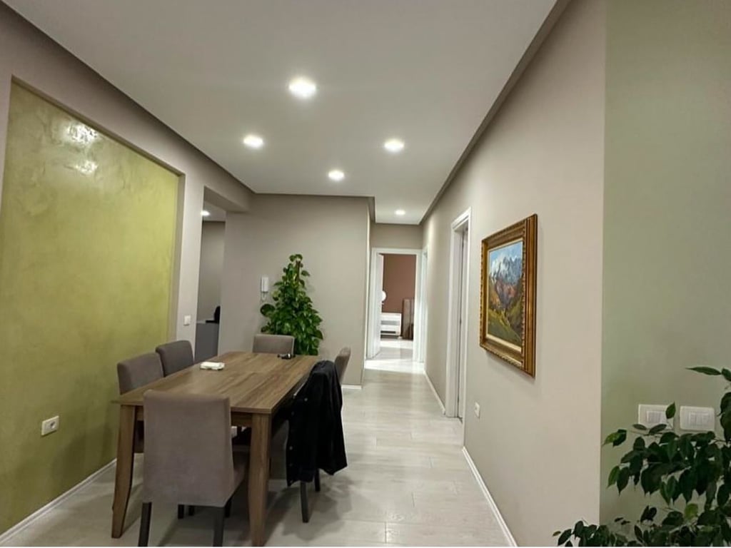 📌Jepet me Qira Apartament 3+1+2 + Garazh tek Kompleksi FZ - Liqeni i Thatë 