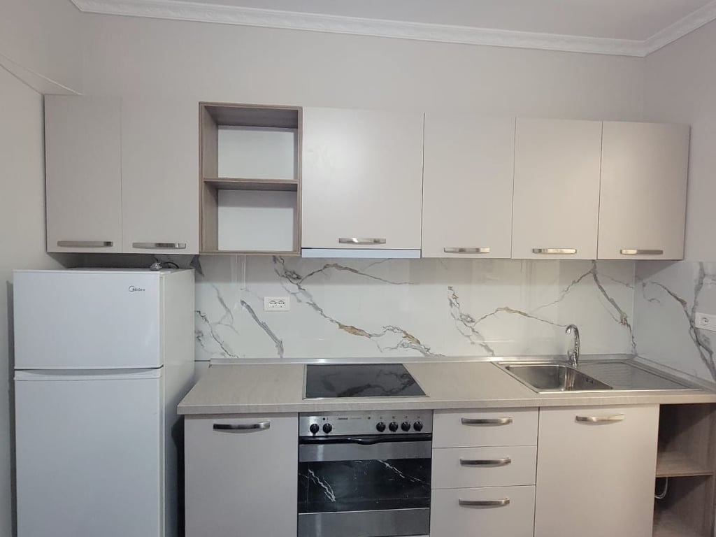 1+1 apartment for rent near Golden Park