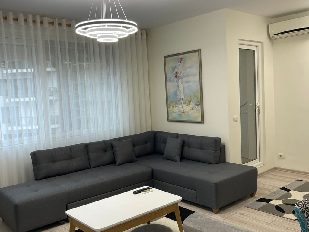 Appartamento 1+1 in affitto in Via dei Kosovari!