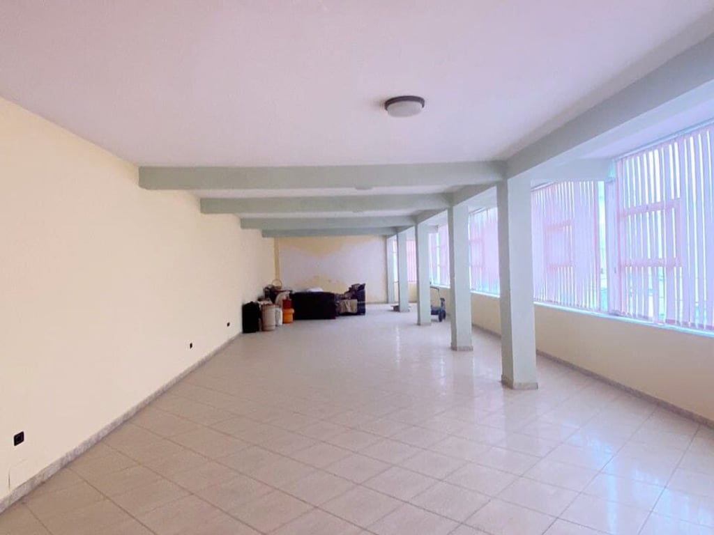 ‼️Opportunity for only 343 €/m²‼️ 🏢Building for sale, 3 floors (2 floors of warehouses + house), near the former Pioneer House, Kavajë.