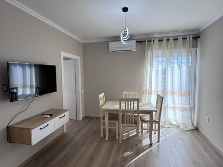 APARTAMENT ME QERA 2+1 NE SELITE 