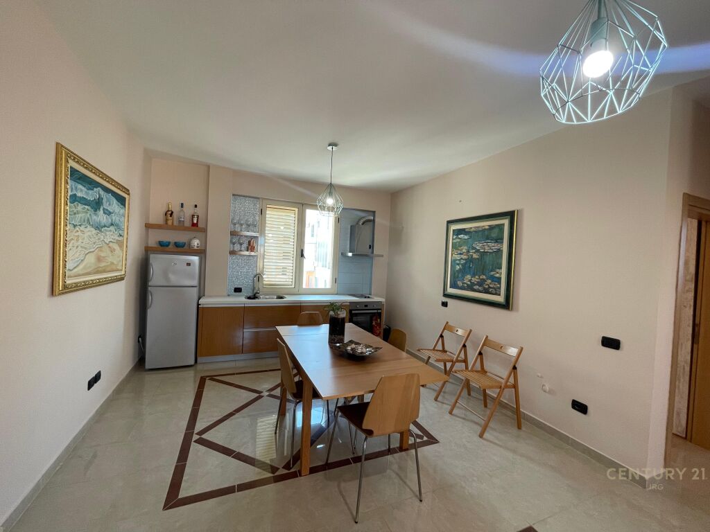 PENTHOUSE IN VENDITA A LUNGOMARE, VLORË!