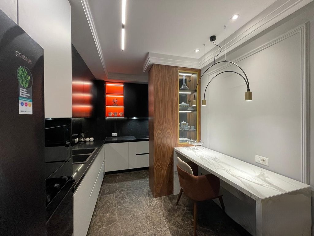 APARTAMENT 2+1+2 ME QIRA TEK KOPSHTI ZOOLOGJIK!!! 1,750 € /Muaj