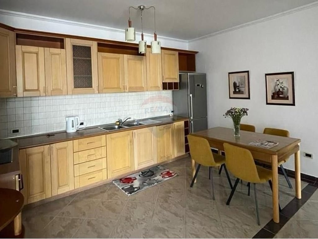 2+1 +2 apartment for rent in Bllok