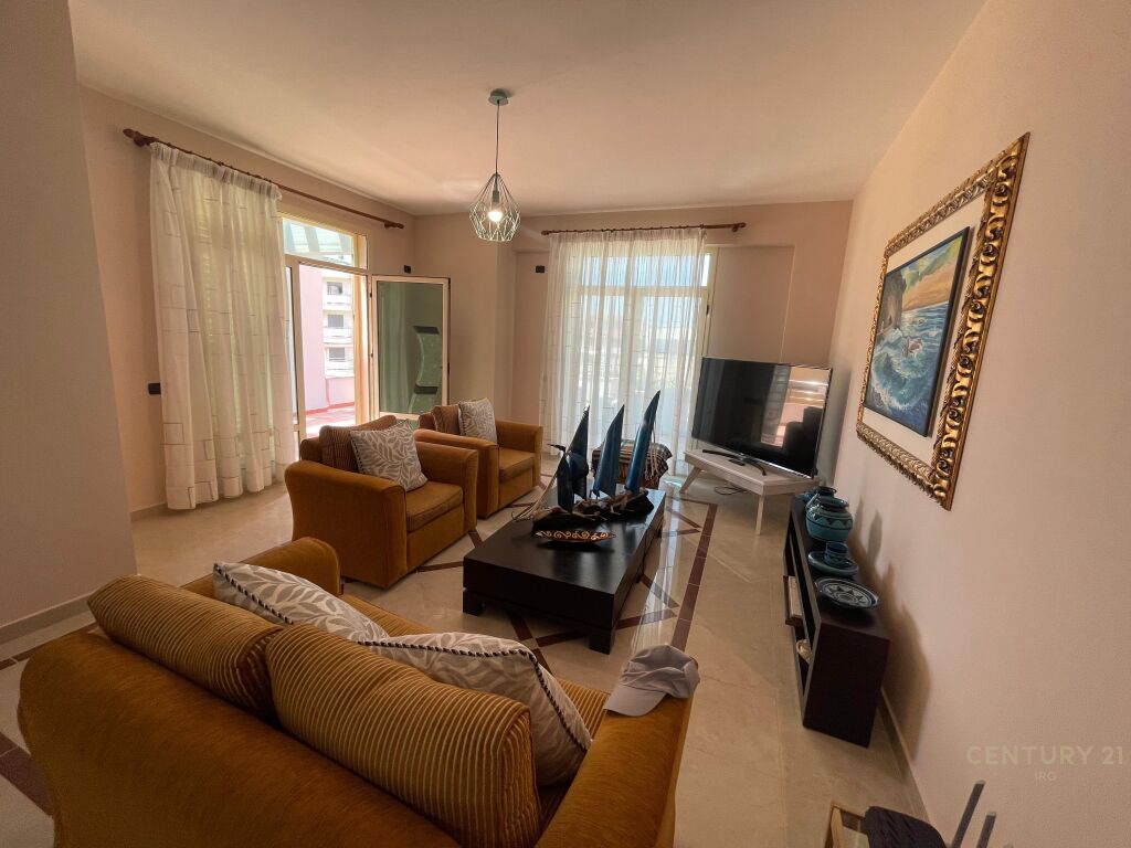 PENTHOUSE IN VENDITA A LUNGOMARE, VLORË!